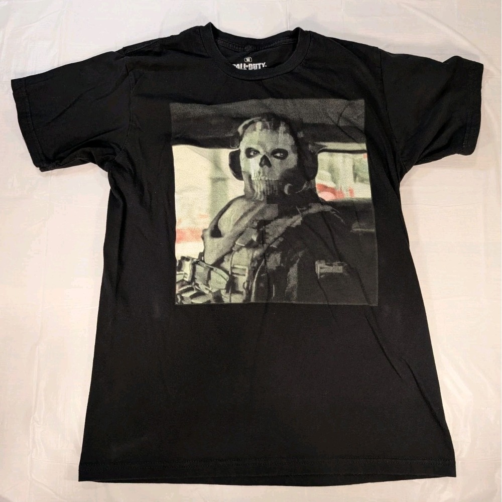 Men's Call Of Duty Modern Warfare II Call of Duty Ghosts Medium T-Shirt